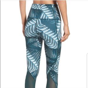 Zella Teal and White Leaf Print Leggings